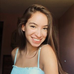 Meet your Posher, Madeline